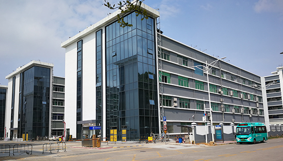 熊口管理区智慧园区幕墙维修